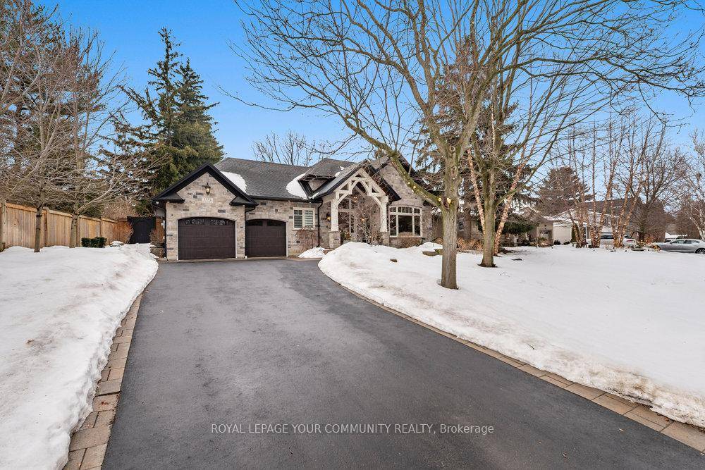 Welcome to 1551 Warland Rd, a stunning custom built bungaloft in the heart of highly sought after South Oakville.