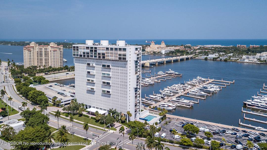 Located in one of only four direct waterfront buildings in downtown West Palm Beach, this penthouse offers sweeping, mesmerizing water views from every room, including the Intracoastal, ocean, marina and ...