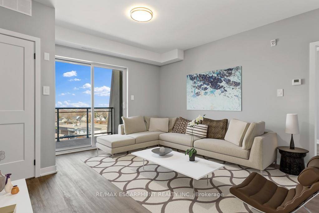 50 Plus Adult living Apartments in the Heart of Beamsville, walking distance to all amenities including Community Centre, Coffee shops, Grocery Store and many great restaurants !