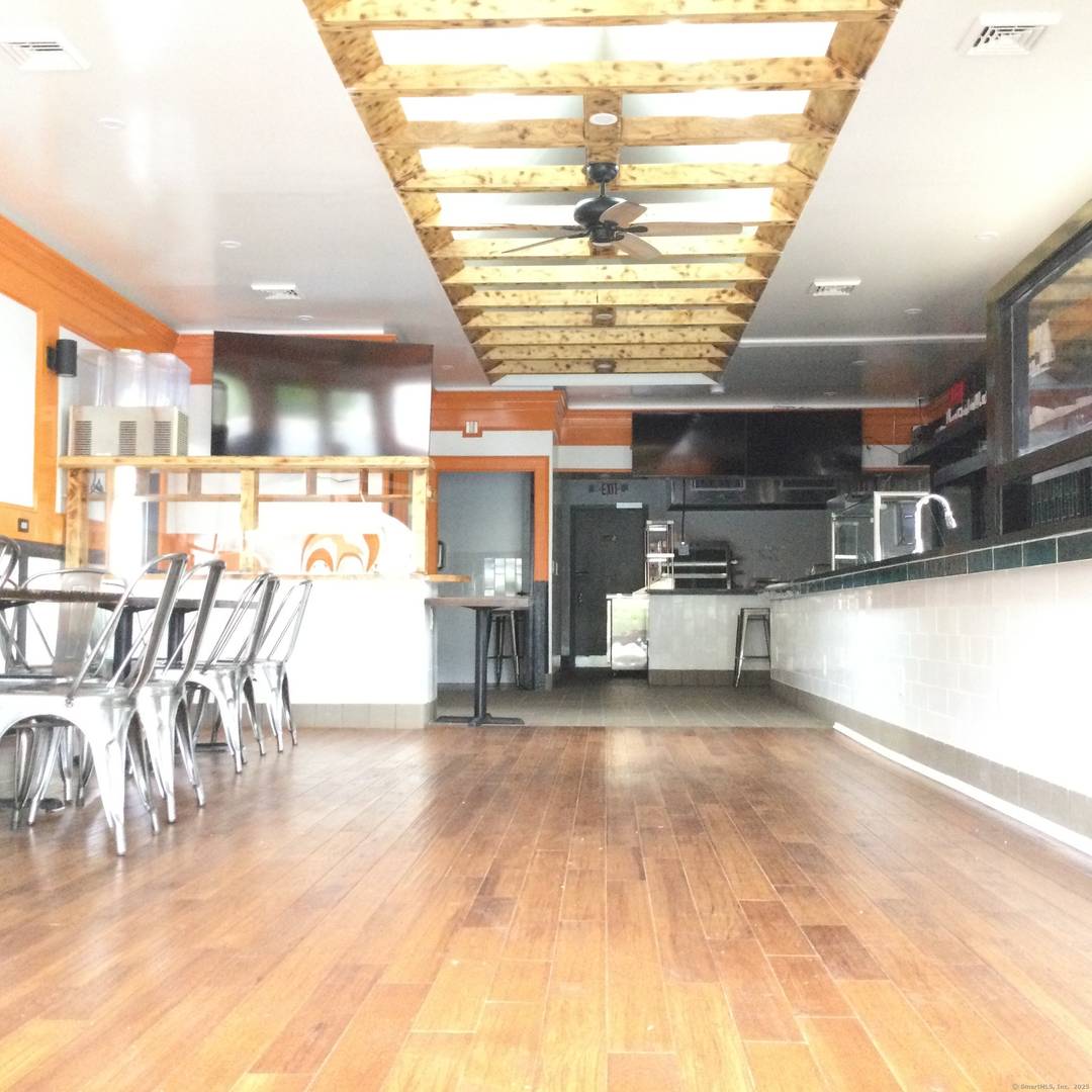 Clean and Remodeled Restaurant and building for sale, new appliances, new Tankless Water and heat, new Roof, new Air condition, All equipment and furniture included, Granite counter tops.