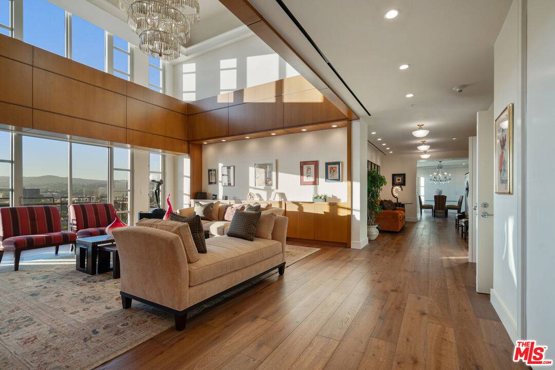 10580   Wilshire Blvd 3BR Westwood La