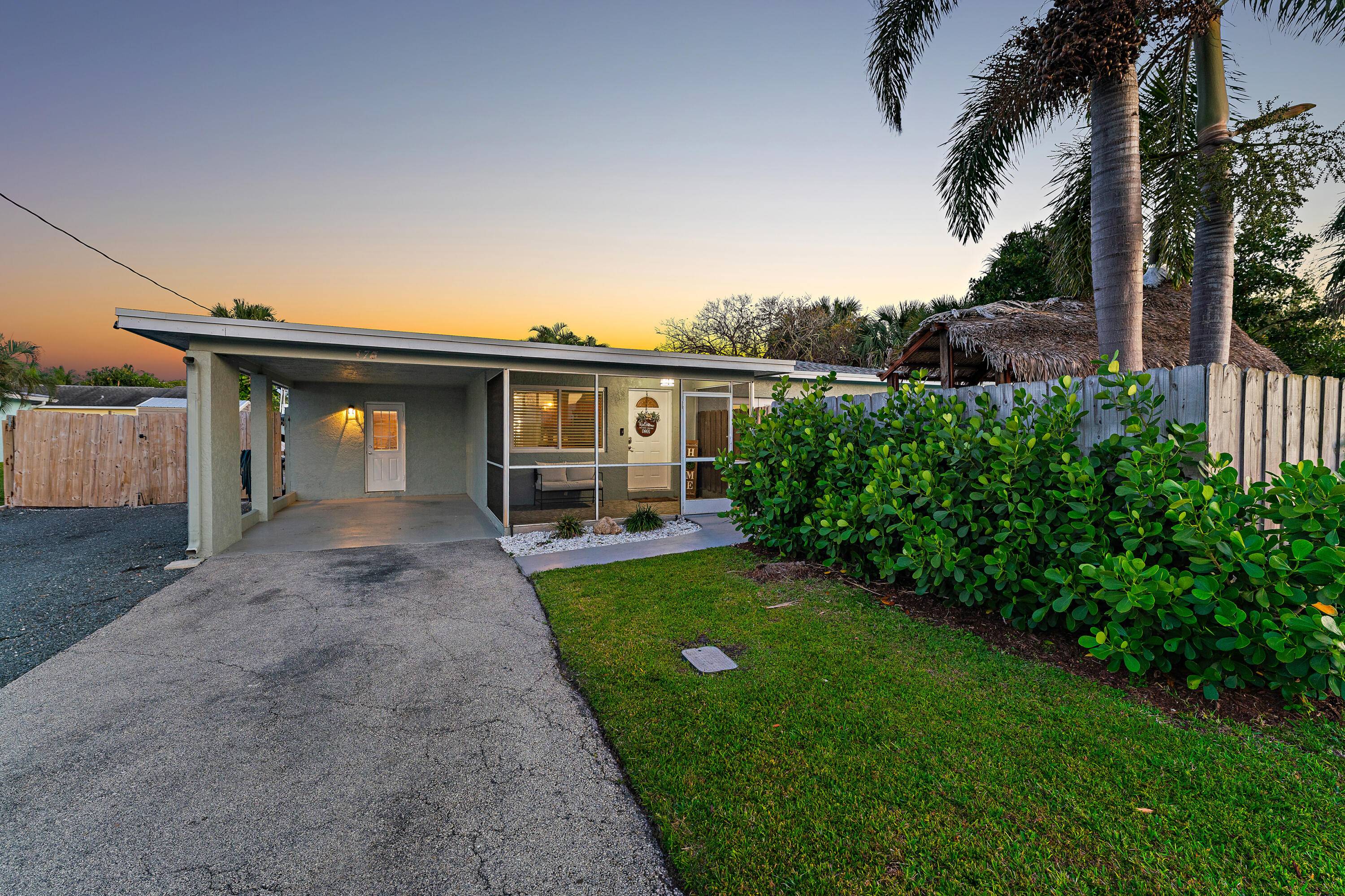 Discover the charm of coastal living at 175 SW Cabana Point Circle in the heart of Stuart, FL.