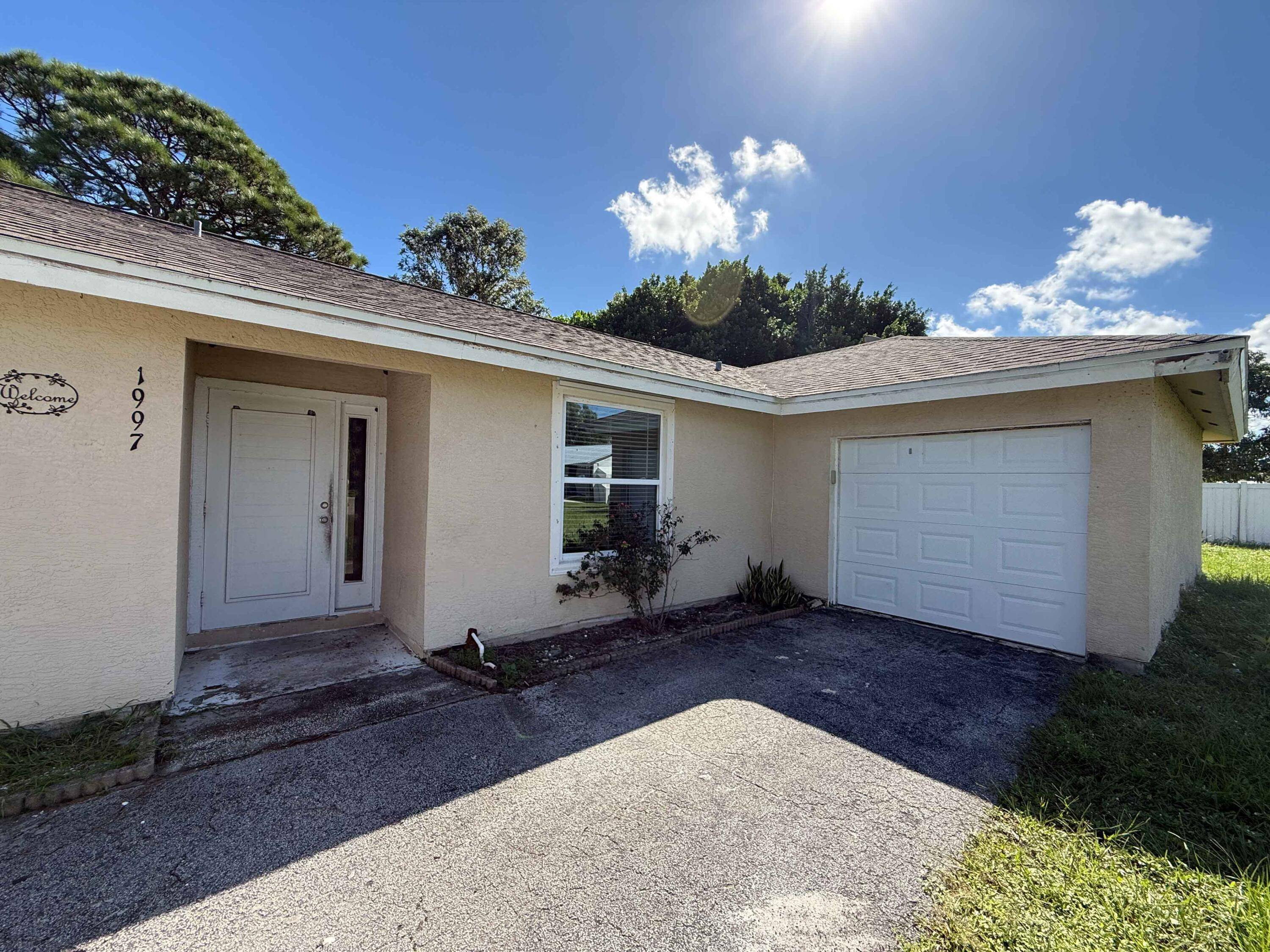Beautifully home in Port St.