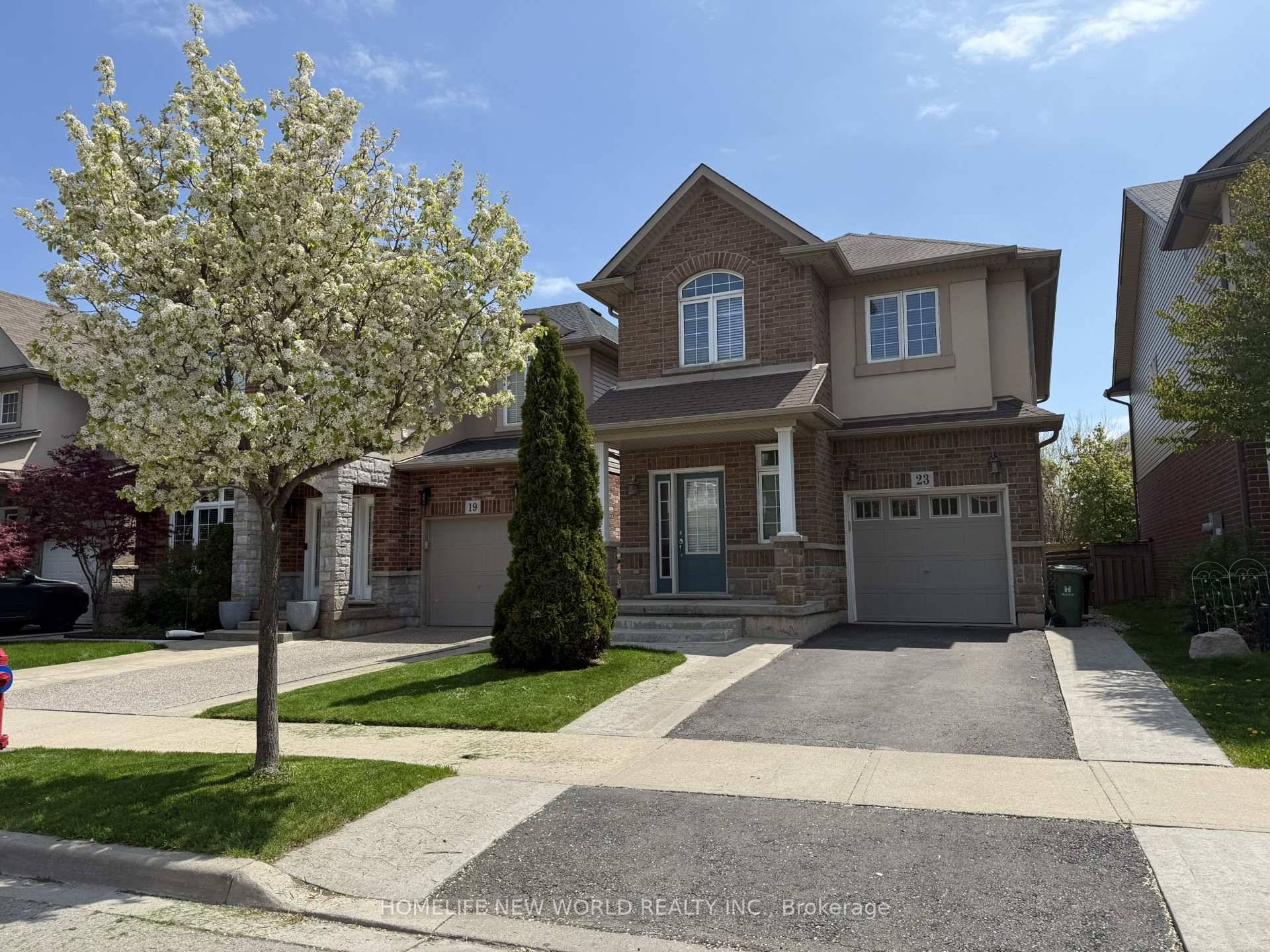 Lovely Detached Home Located At Just A Short Stroll From Sparkling Lake Ontario, Accommodate Front Foyer, Hallway, 9Ft Ceiling Main, Open Concept With Upgraded Kitchen, S S Appliances, Maple Cabinetry, ...