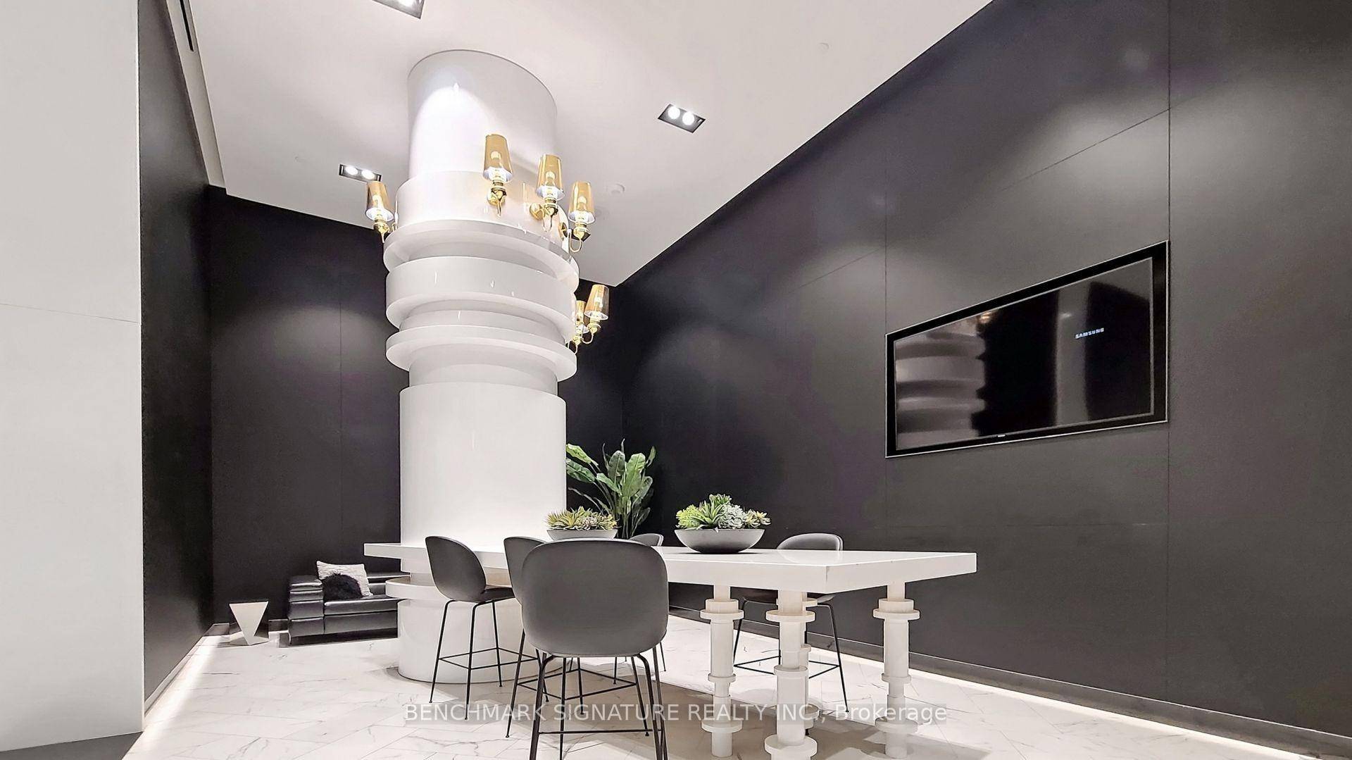 Bright and functional 1 bedroom suite at 87 Peter, located in the heart of the Entertainment District.