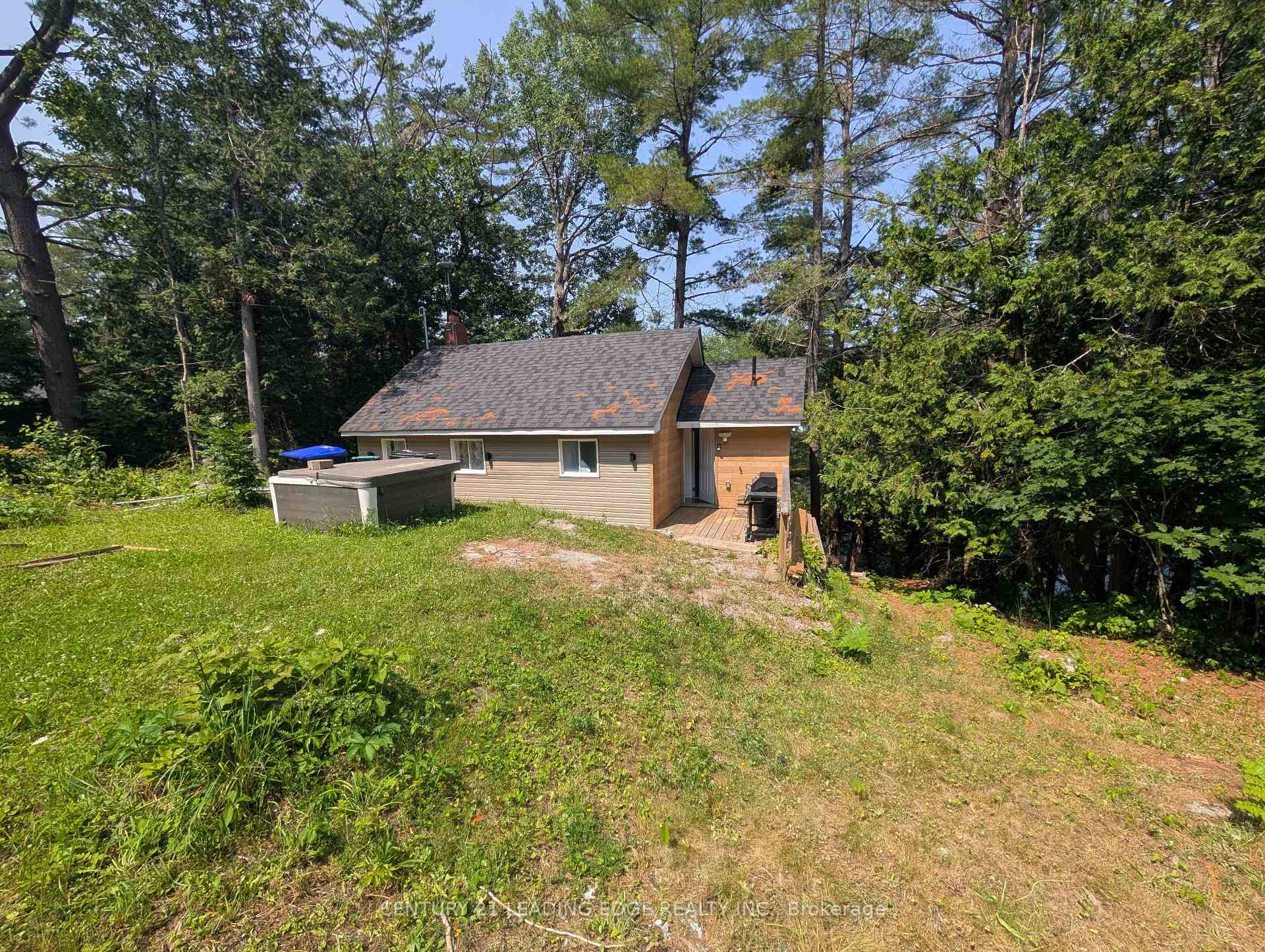 Peaceful Getaway Just Under 2 Hours from Toronto !
