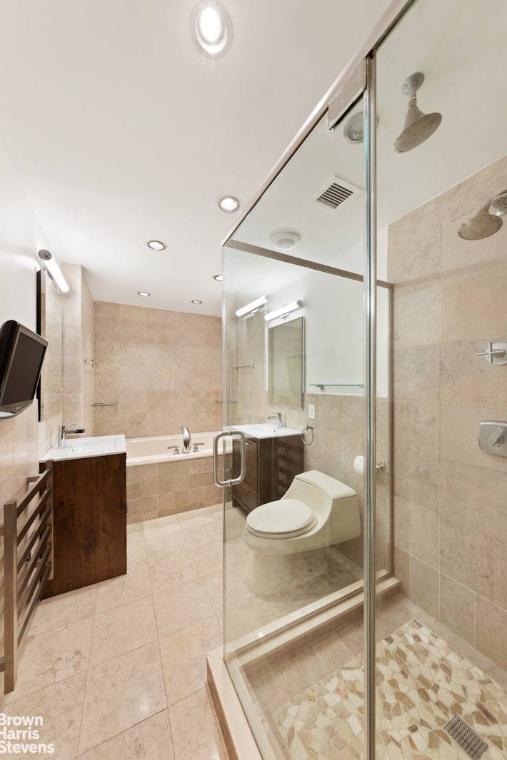 Welcome to this exciting penthouse at The Lenox, one of Harlem's original luxury condominiums.