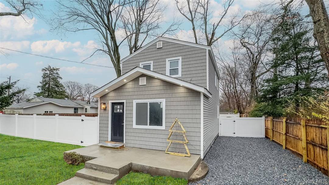 Beautiful Cozy house, Fully renovated, New siding, New Roof, New Cesspool, Boiler is relatively new,, New Kitchen, New Baths, new recessed lights in each and every room, New Deck on ...