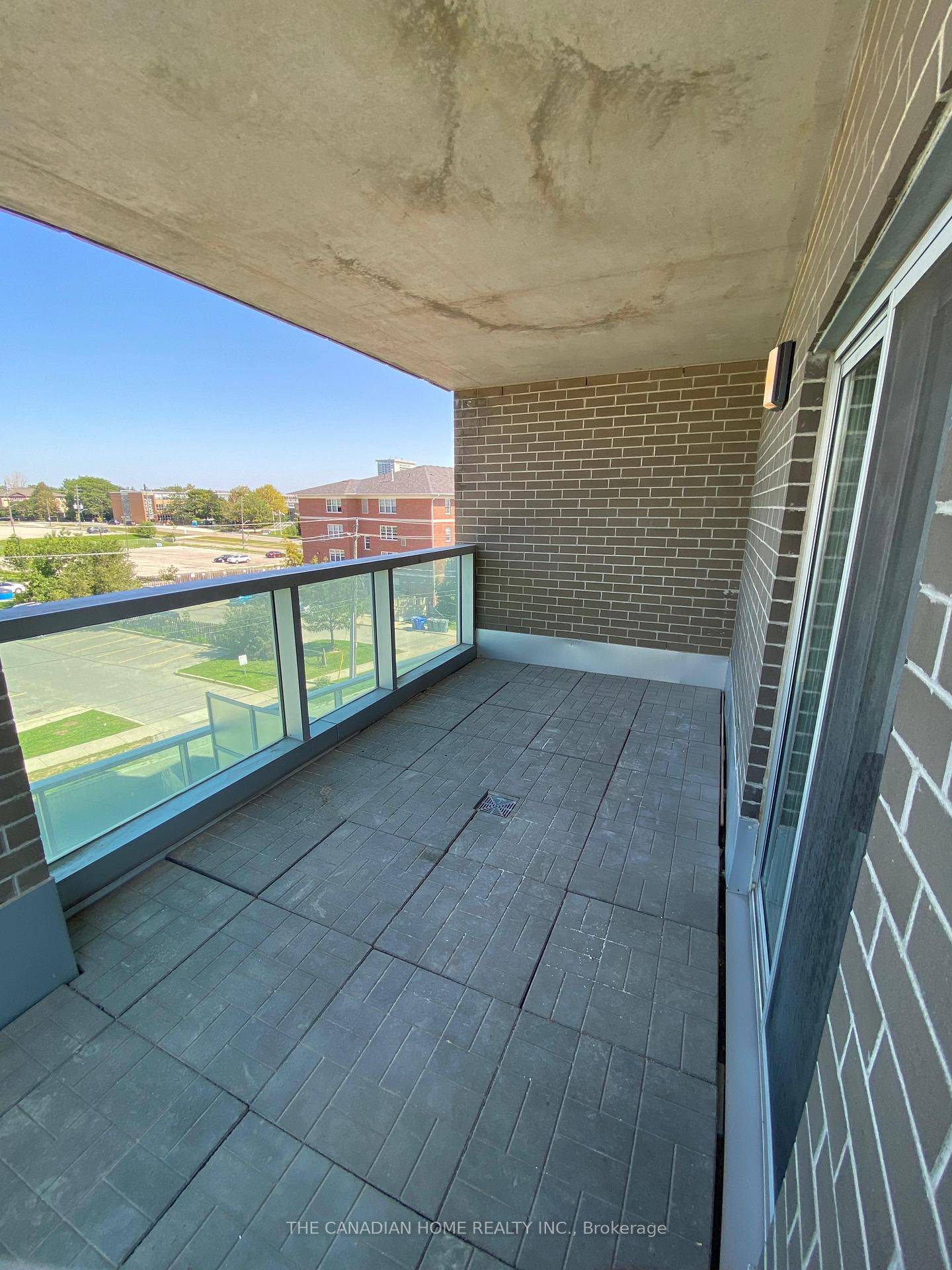 Welcome to this spacious 1 Den condo in the heart of Waterloo, offering over 800 sq.