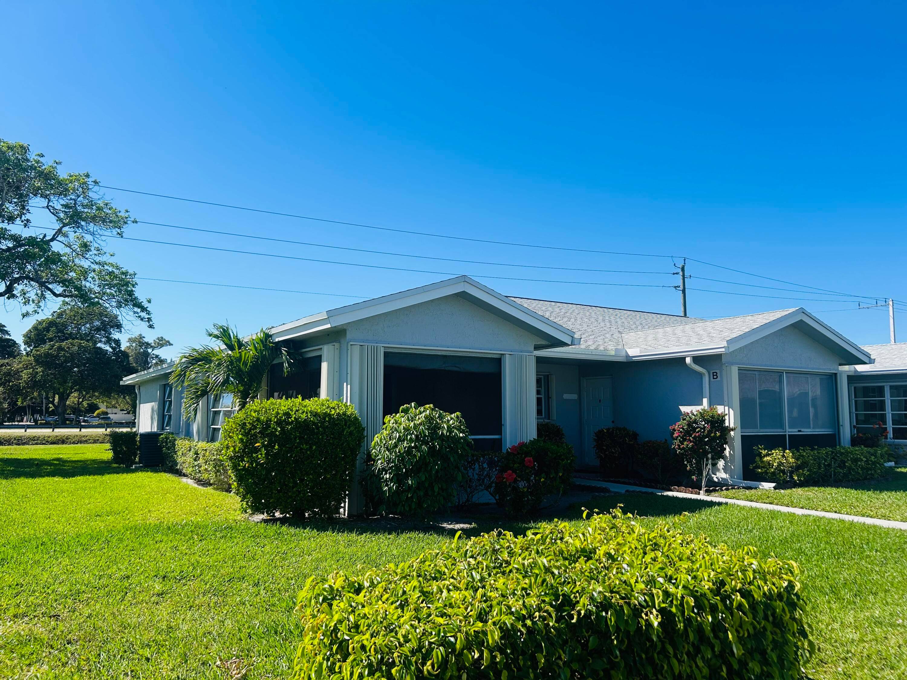 GREAT SPACE WITH FABULOUS POTENTIAL !