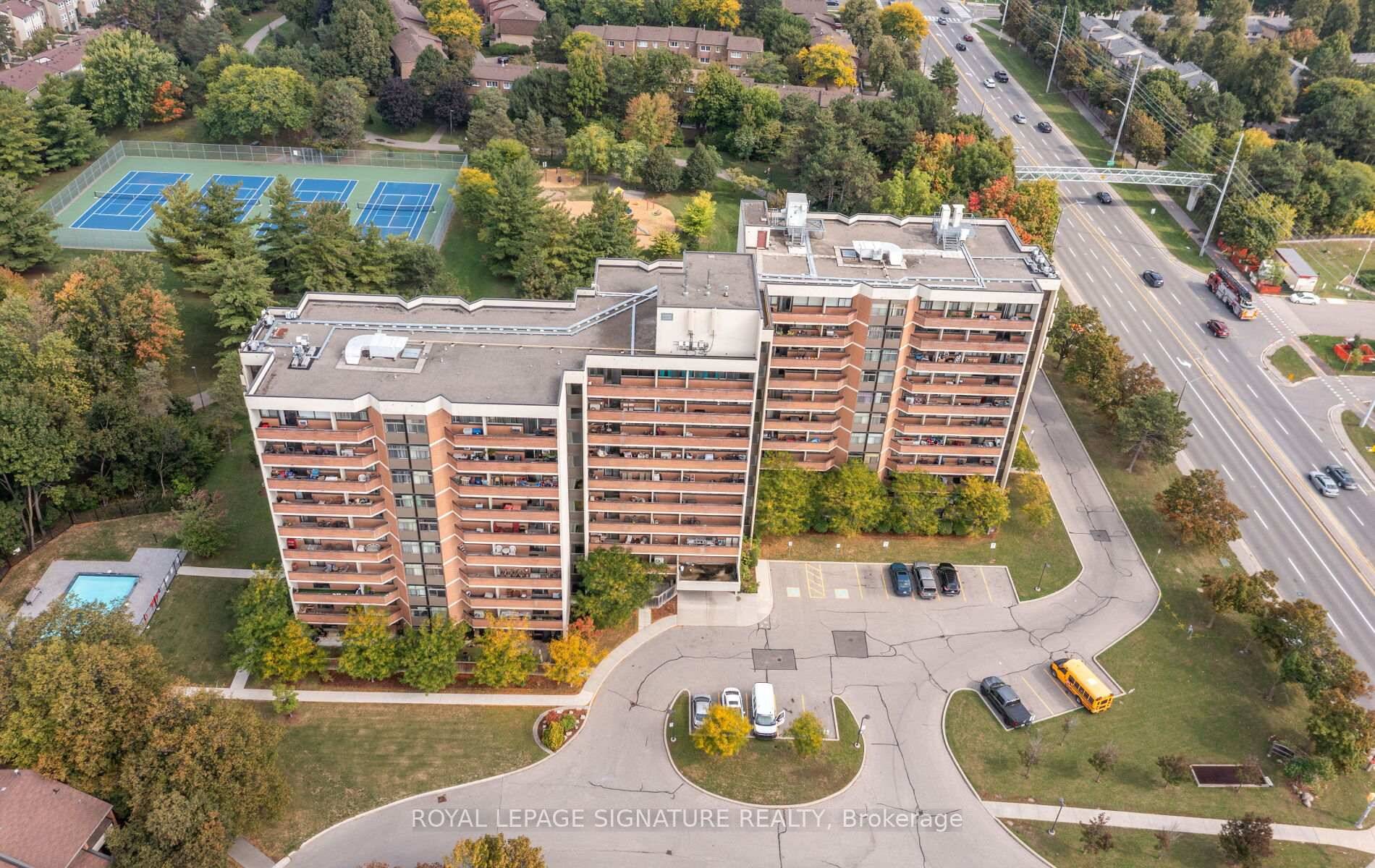 Completely Gutted and Rebuilt 3 Bedroom Suite w 2 Prkg spots amp ; Locker Re built for the owners' personal use, no expense was spared in this renovation which was ...