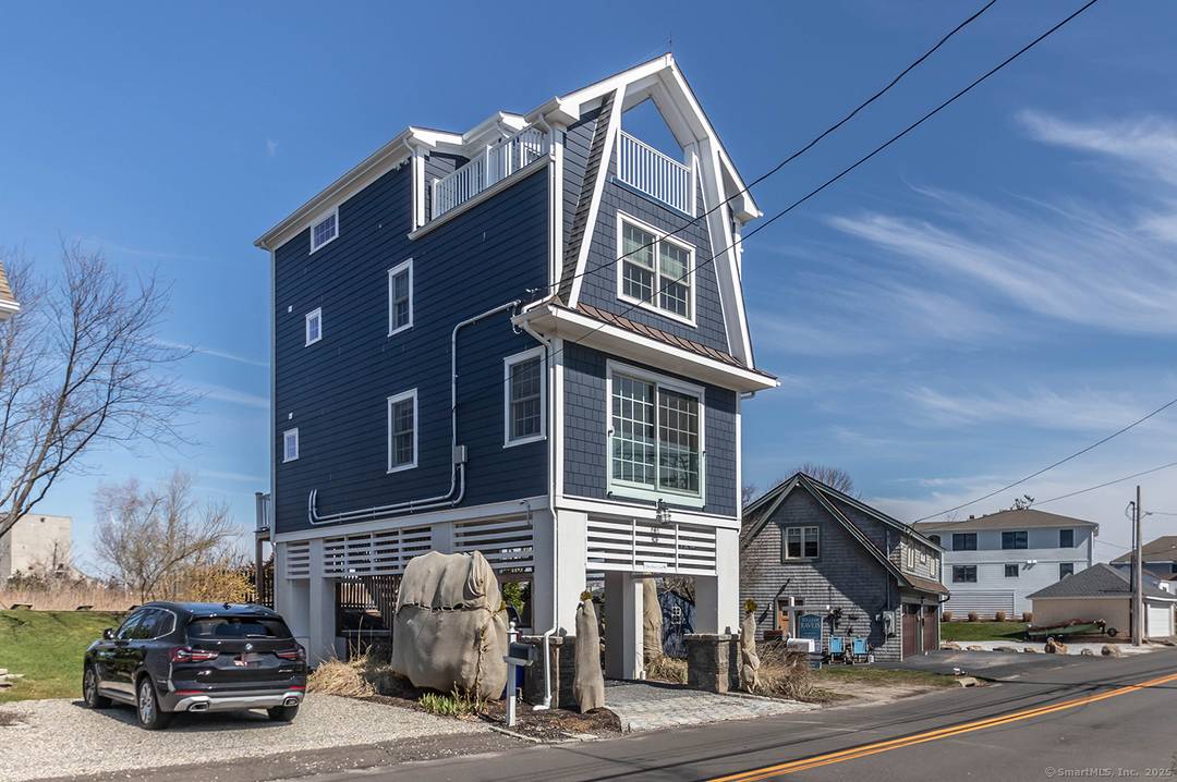 Available immediately. Stunning water views and a rooftop deck overlooking Penfield Lighthouse.