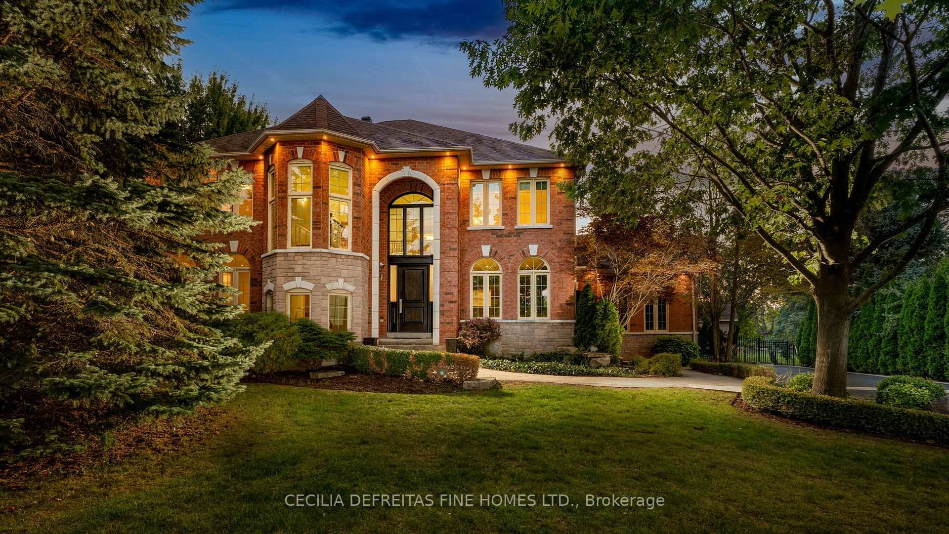 A Rare Offering in Prestigious Nobleton Estates Very rarely does a home of this stature come to market in this sought after neighbourhood.