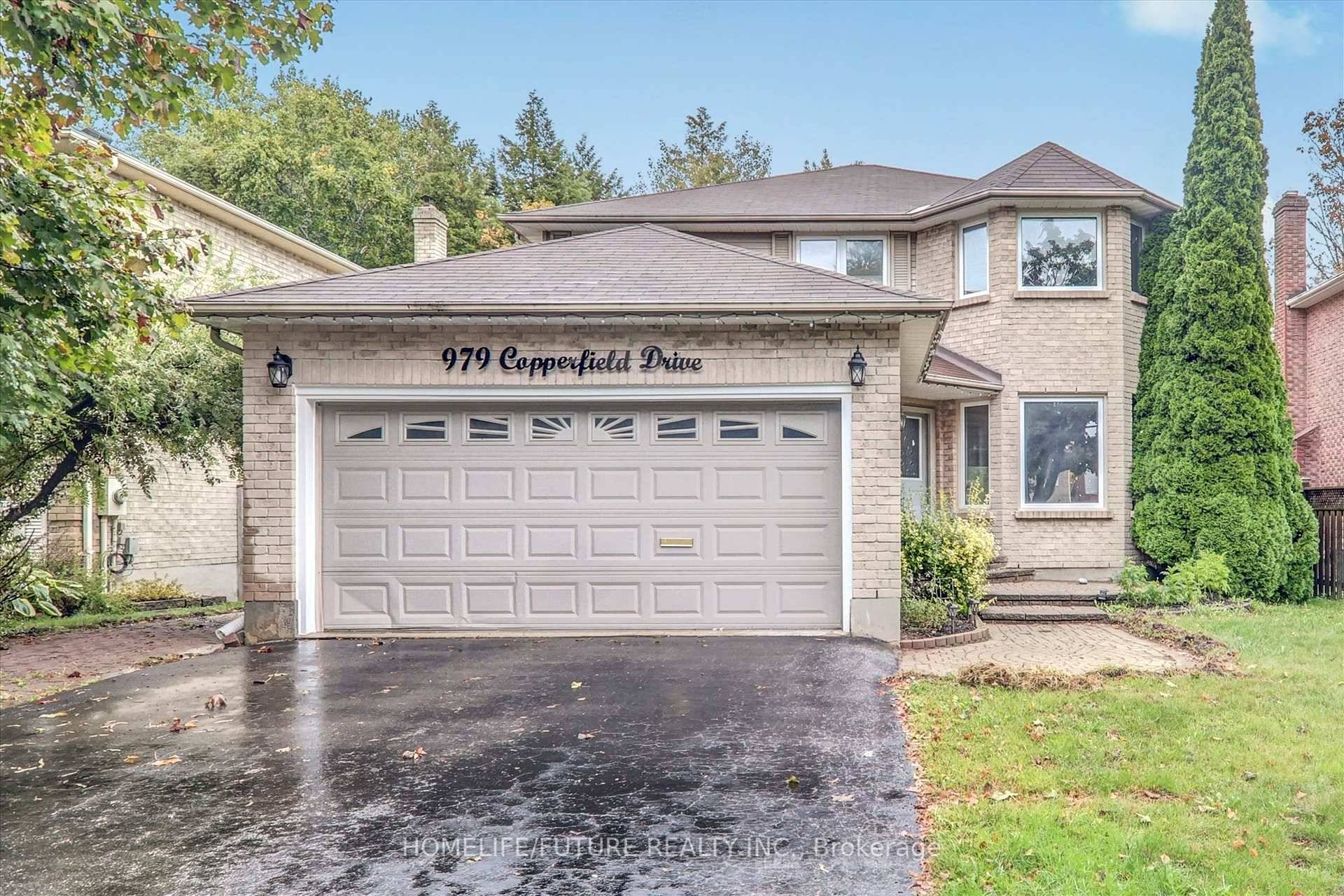 Location ! Location ! ! Fully Renovated 3 Larger Bedroom House On Spectacular Ravine Lot Boasting Large Deck Custom Arbor And Spiral Staircase With Glass Railing On Desirable Street With ...