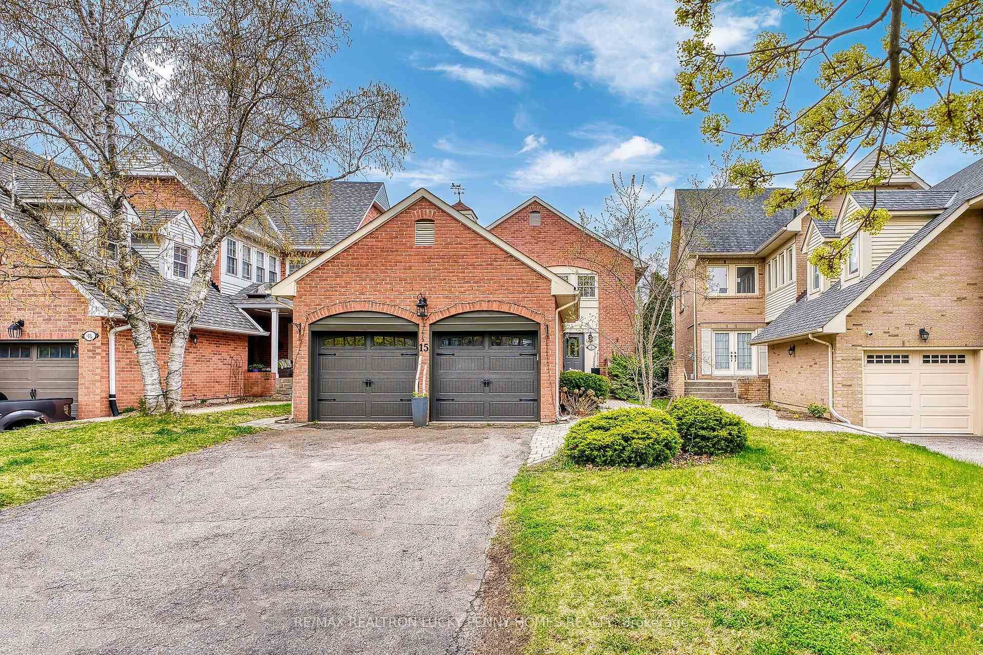 Stunning and family friendly home nestled in the heart of the highly sought after Unionville neighborhood.