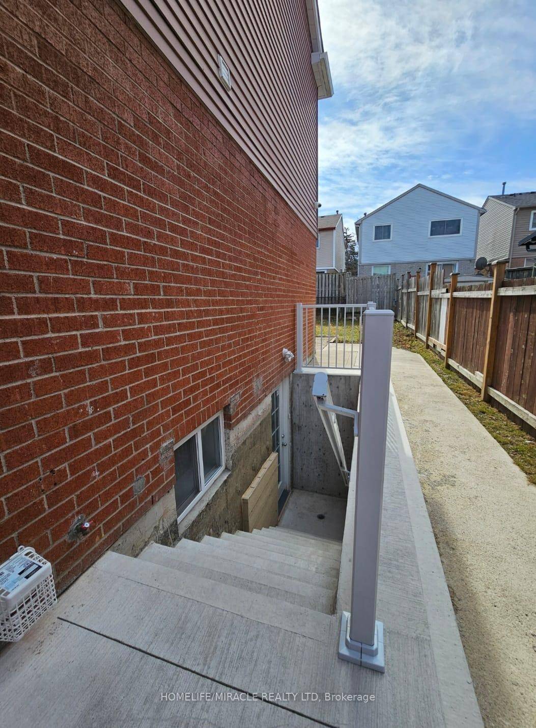 Brand New, Never Lived In Legal Basement Apartment Featuring 1 Bedroom and 1 Washroom located in highly desirable area of Brampton.