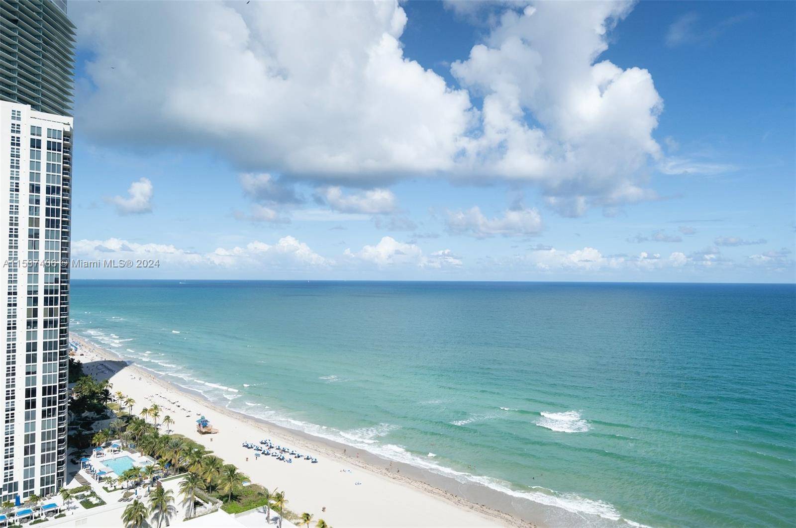 Stunning ocean and intracoastal views from this luxury condo hotel located in the exclusive Marenas Beach Resort.