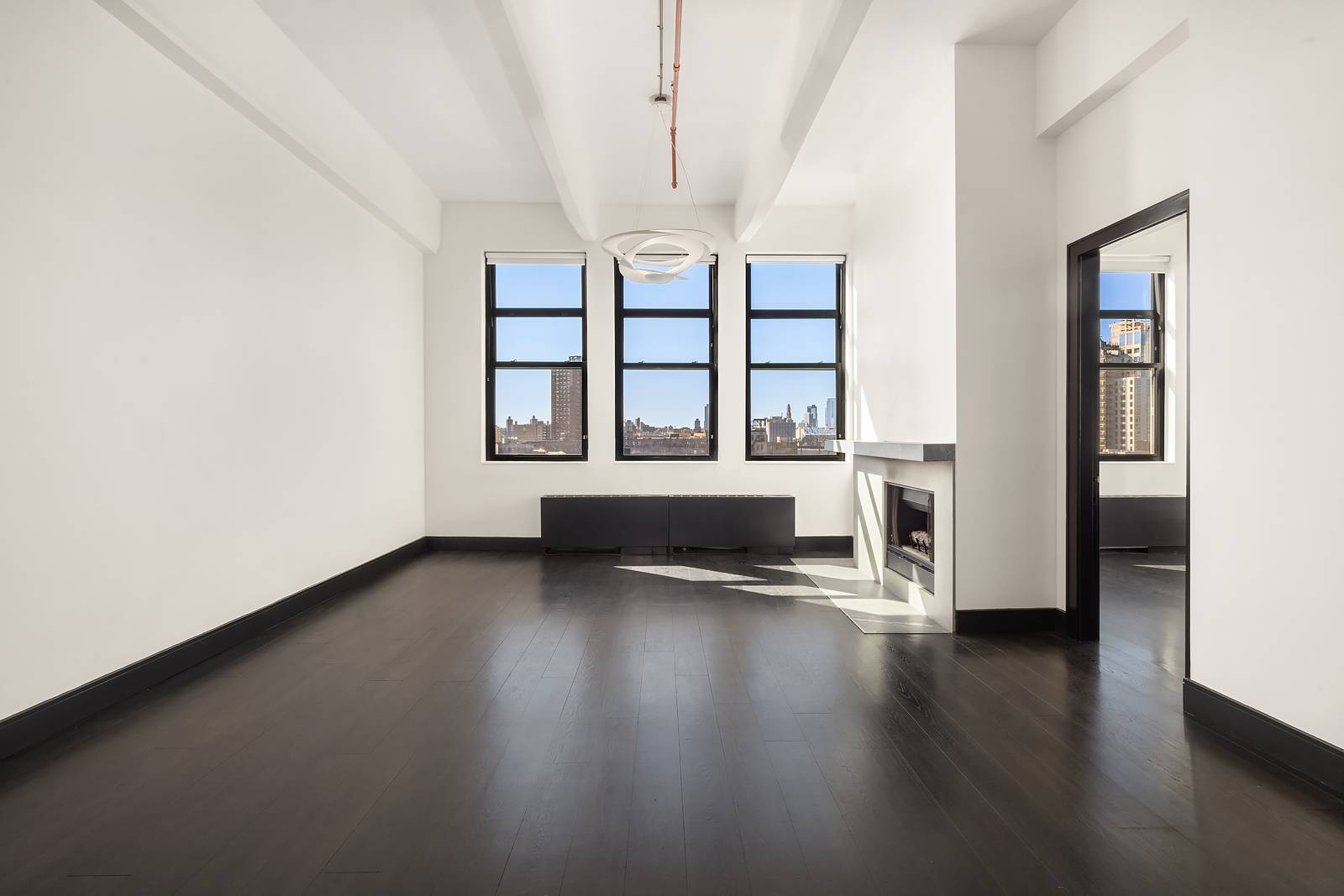 Luxury Living in Williamsburg 3 Bed, 2.
