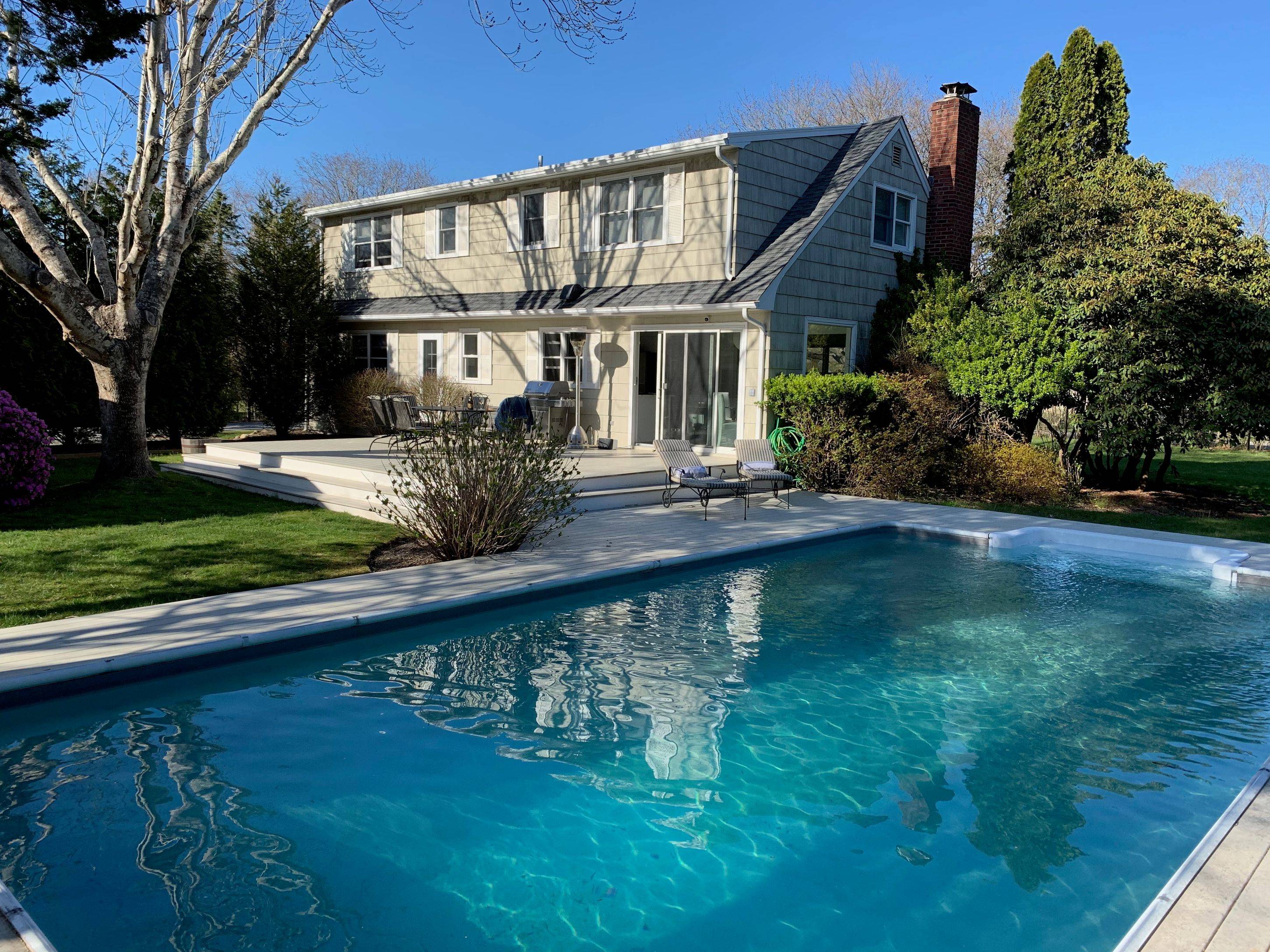 East Hampton Village Fringe Home Close to ALL!