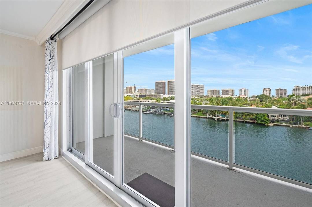 Stunning 2 bedrooms, 2 baths boasts breathtaking views of the bay and the intracoastal located in the heart of Bay Harbor Island, unit offers spacious layout, with ceramic floor throughout ...