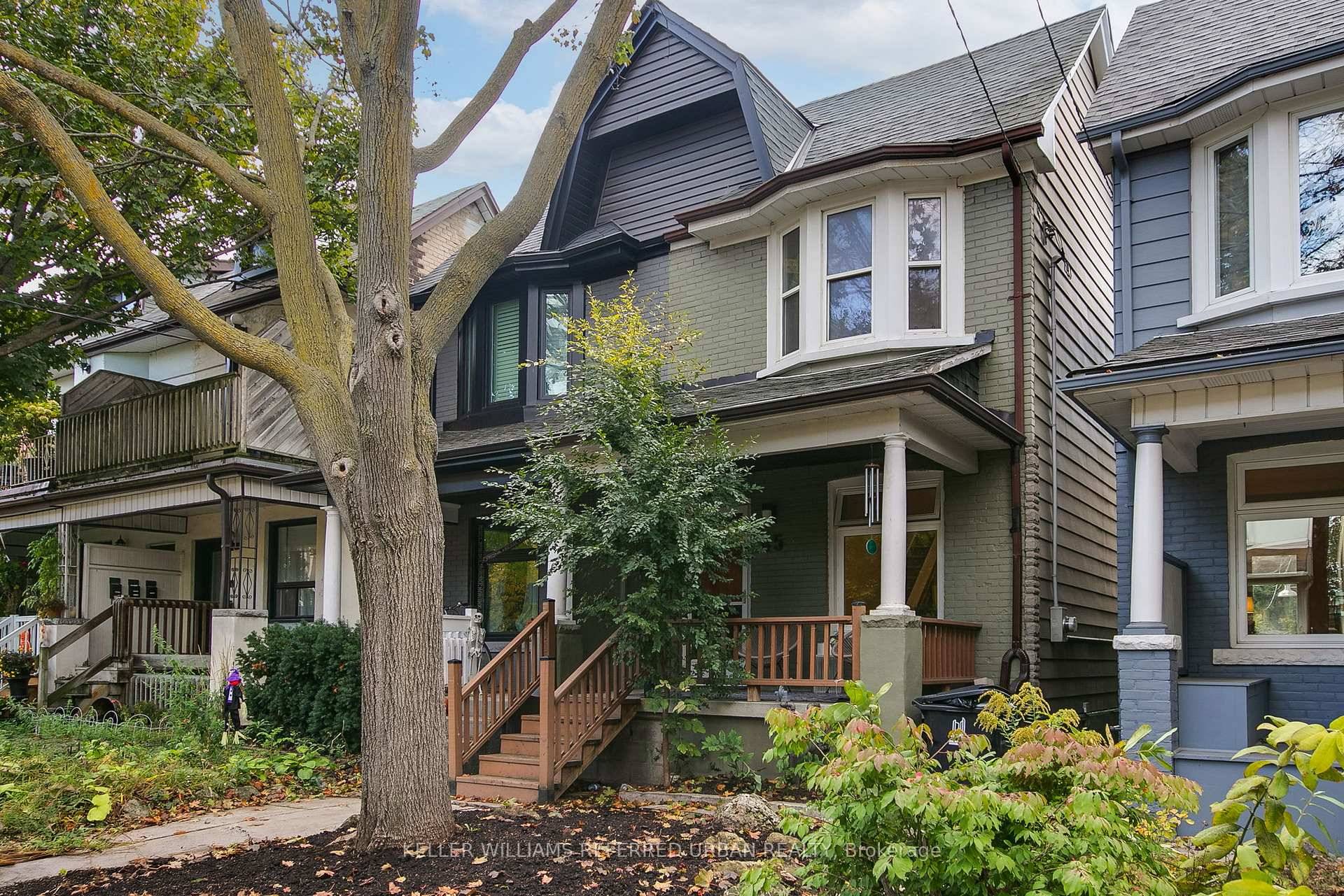 Welcome to this charming 3 bedroom, 2 bath semi detached home in Toronto's sought after Blake Jones neighbourhood !