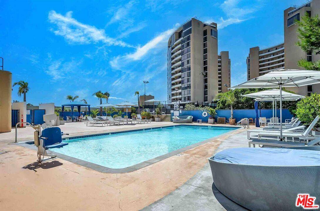 4316   Marina City Dr 1BR Marina Del Rey La