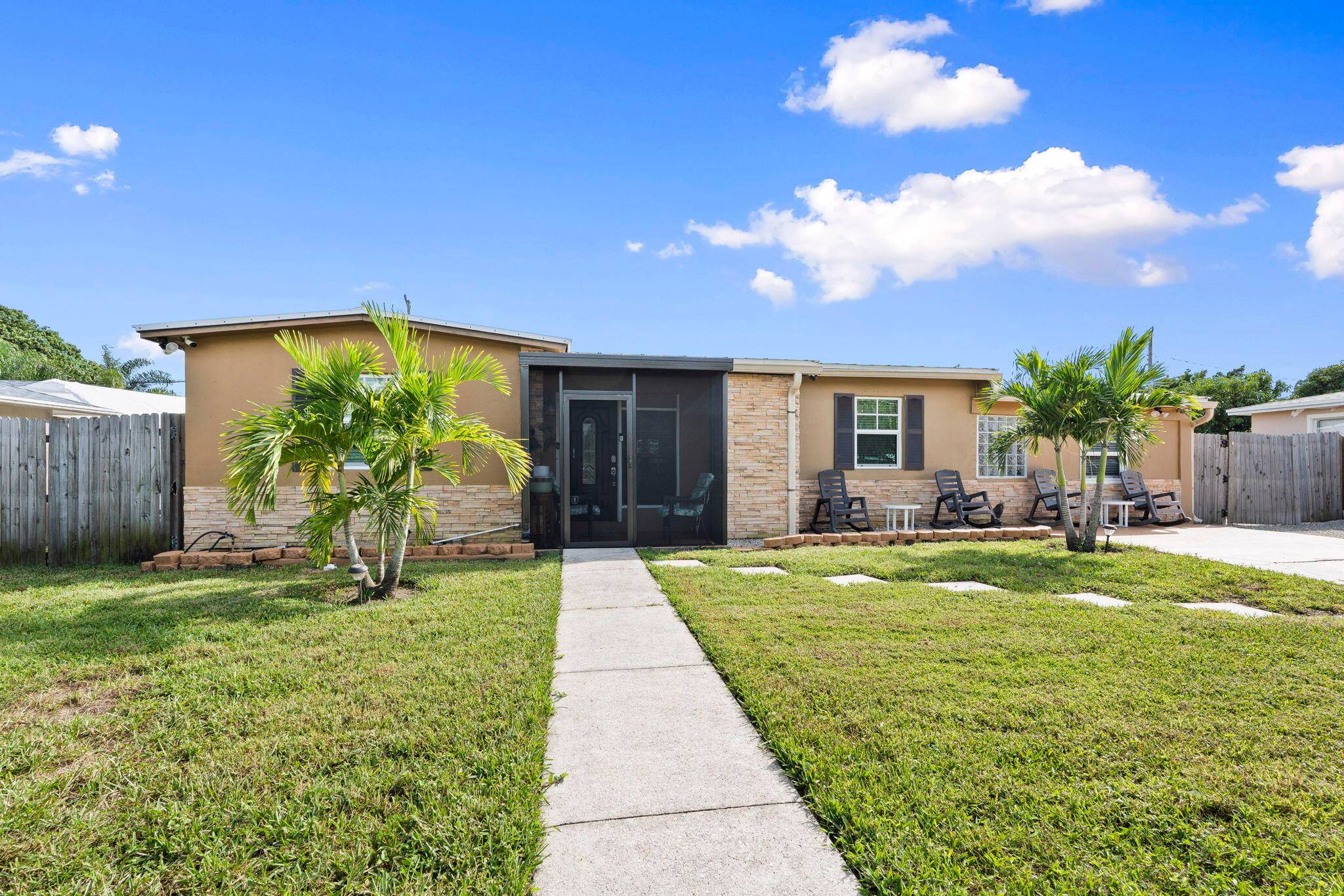 Welcome to 236 SE Prima Vista Blvd a beautifully updated home offering comfort, durability, and modern living.