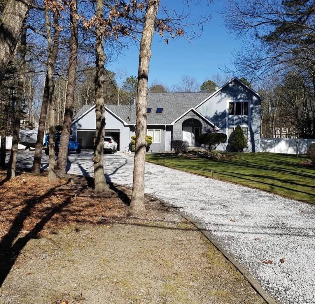 Stunning custom luxury meets ultimate privacy on 1.