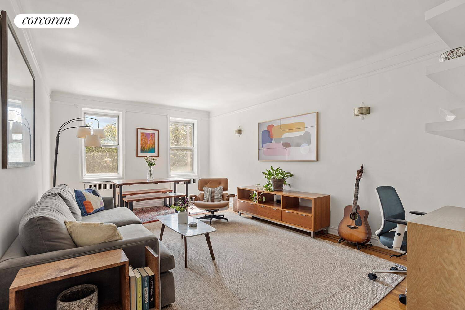 Perfectly positioned at the crossroads of Windsor Terrace and Kensington, 40 Tehama St.