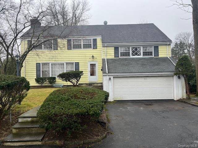 Deceptively Spacious 6 BR Home in Prime Fox Meadow Discover versatile living in this expansive 6 bedroom, 3 full bath home, offering far more space than meets the eye.