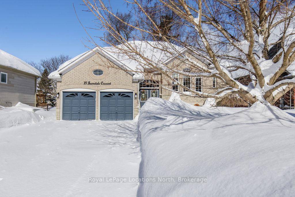 Charming Bungalow in a Peaceful Setting !