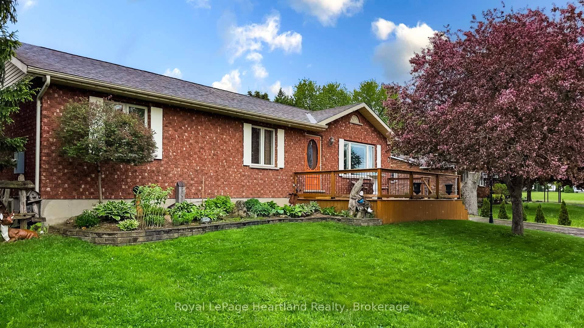 Tucked away in the charming village of Egmondville, this immaculate home offers the perfect blend of comfort, functionality, and outdoor living.