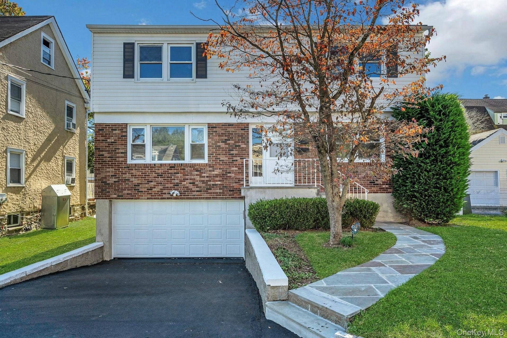 Available October 2025 Newly Updated Downtown Harrison 2000 Sqft 3 Bedroom 2 Bath includes Lower Level.