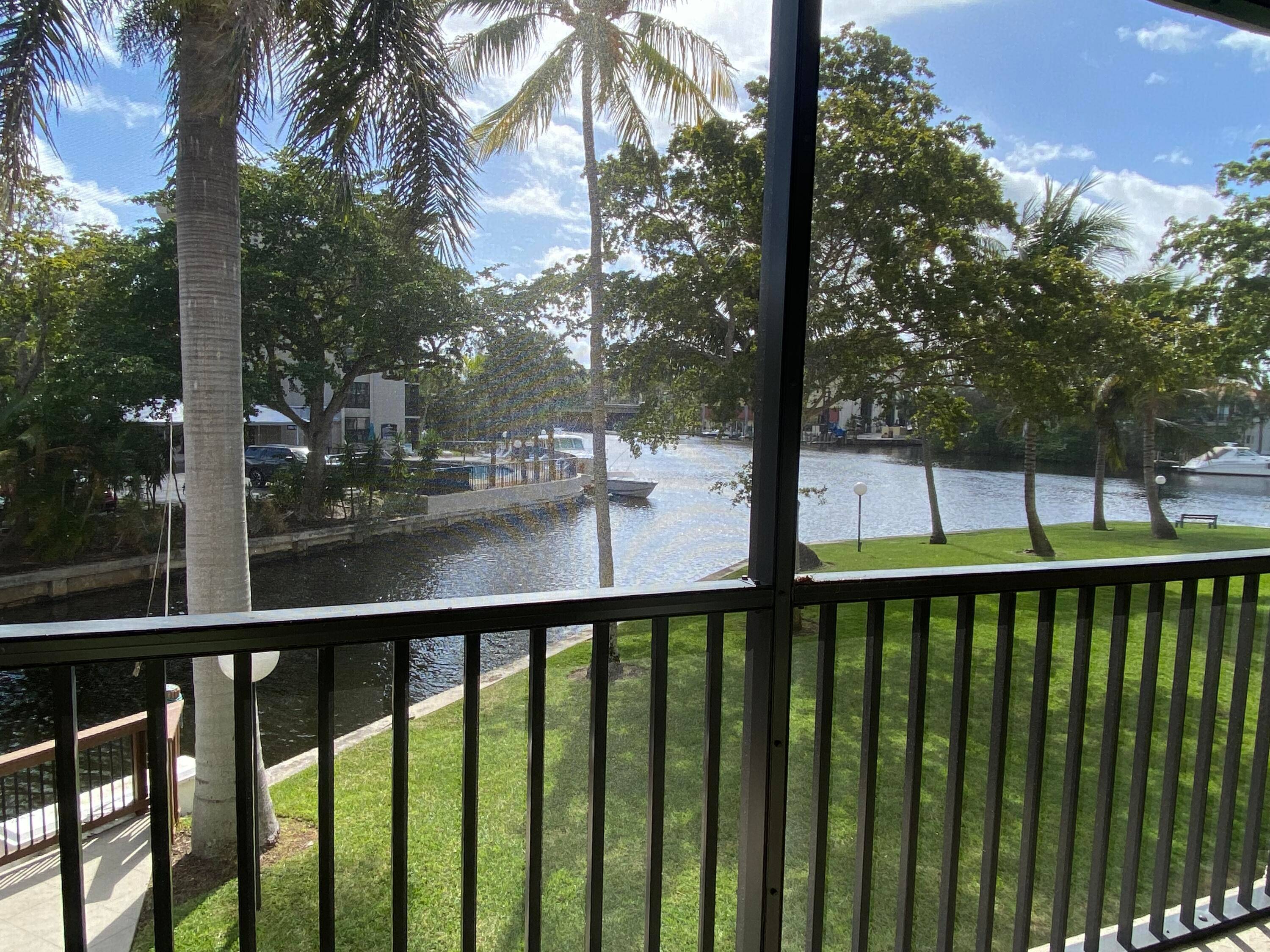 Waterfront Paradise in SE Boca Raton !