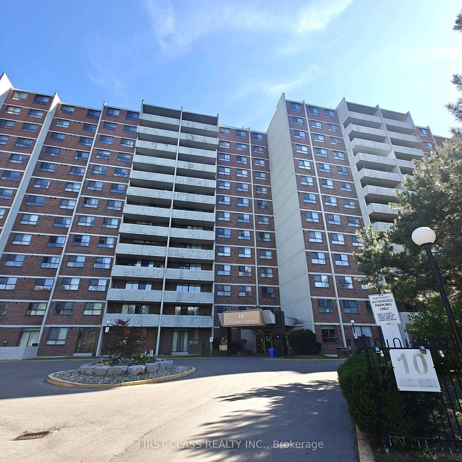 Spacious amp ; Bright 3 Bedroom Condo in Prime Warden amp ; Finch Location !