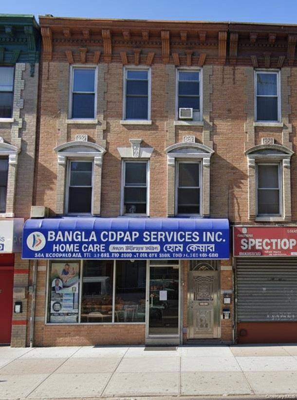 First Floor amp ; Basement A spacious retail unit with basement access, ideal for a variety of businesses.