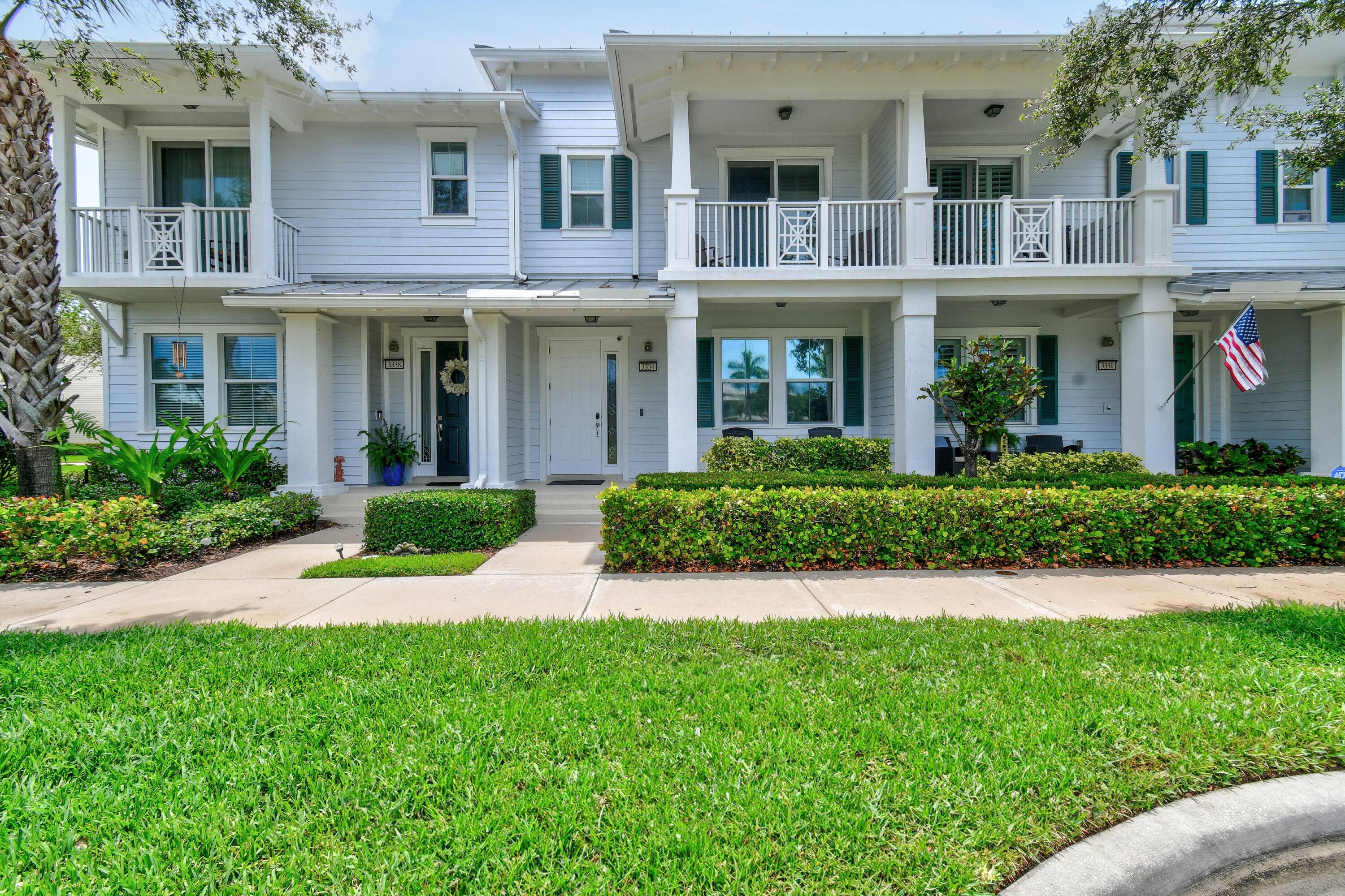 Move right into this FRESHLY PAINTED 3 bedroom townhouse with lake view.
