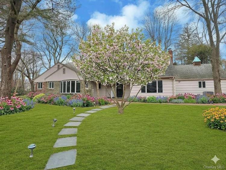 Spacious And Bright Expanded Ranch.