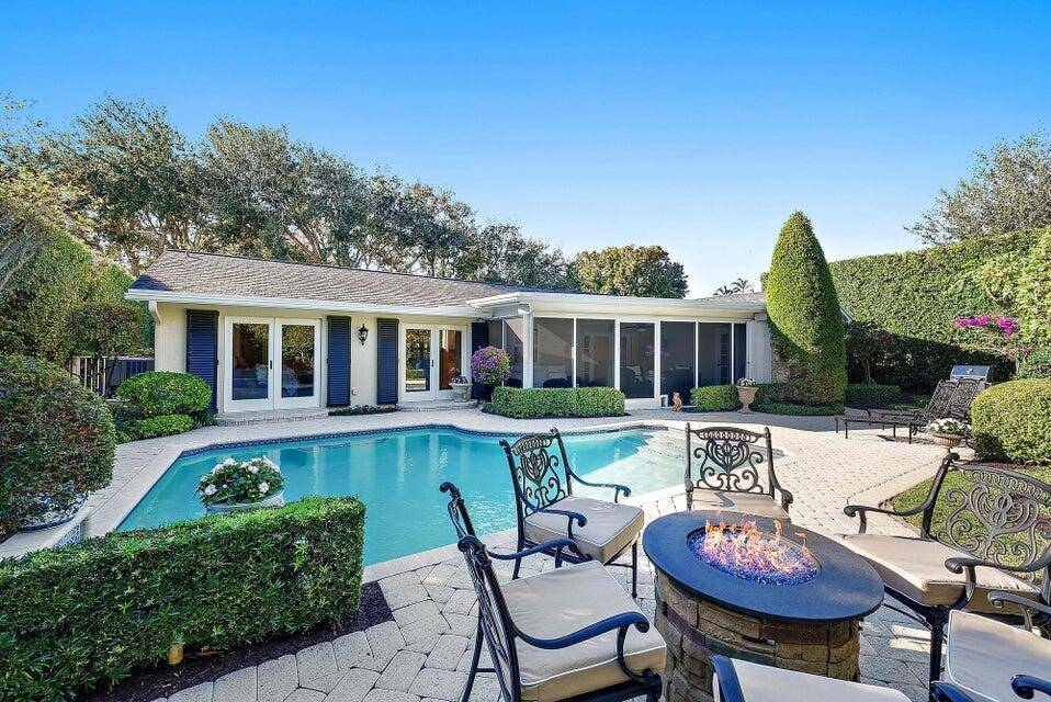 This beautifully updated pool home offers a perfect combination of comfort and style which is great for seasonal, yearly, or monthly rental.