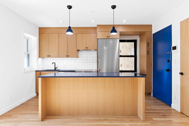 This 2BR apartment, with 2 full baths, in Cobble Hill has been completely renovated.