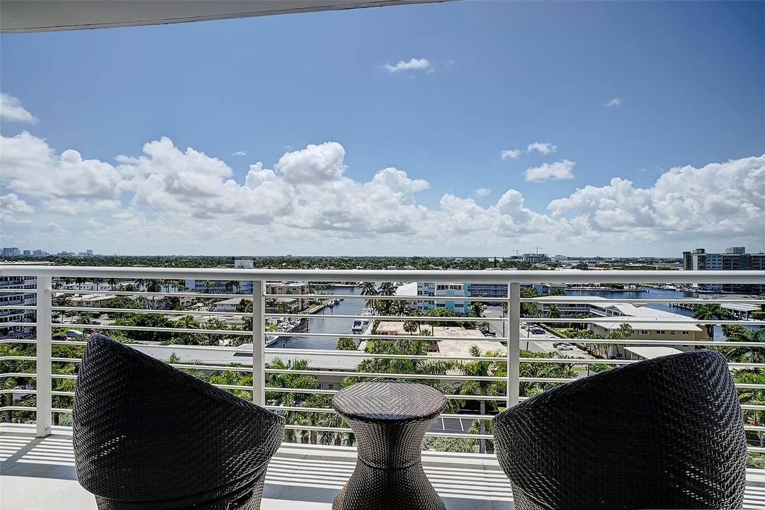 AMAZING OPPORTUNITY AT THE SAPPHIRE IN FORT LAUDERDALE !