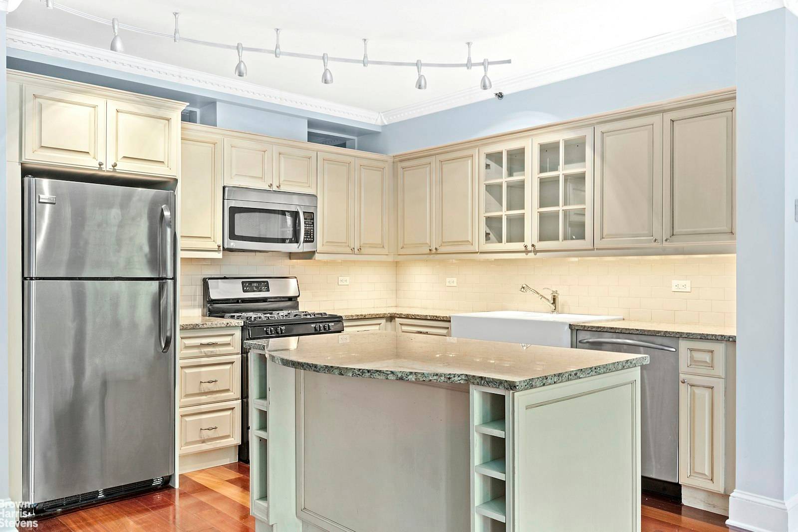 Full floor loft style condominium residence with direct elevator access to your own private floor.