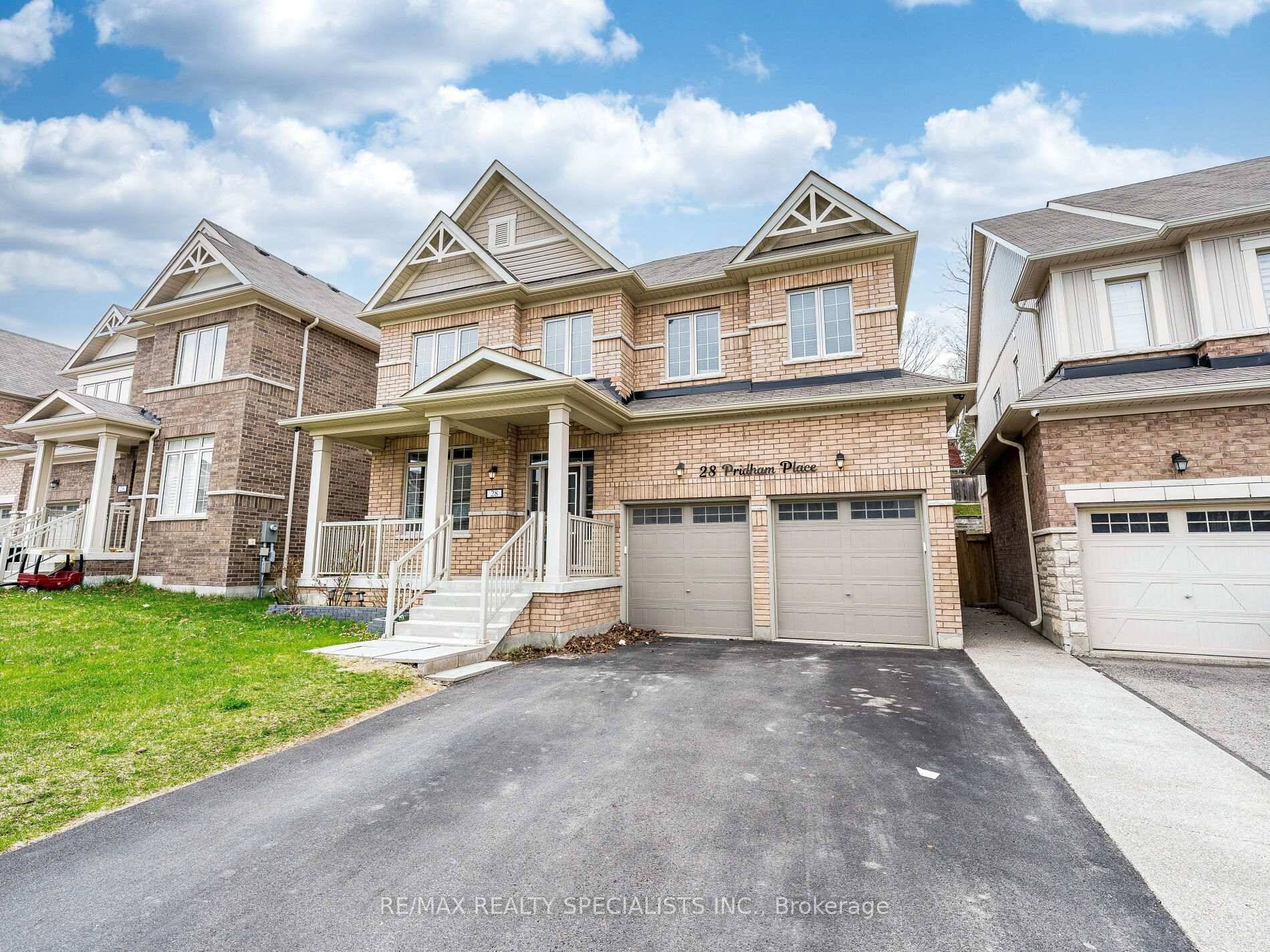Absolutely Gorgeous Home In A Prime Tottenham Location Boasting Over 3, 000 Square Feet Plus a 2 Bedroom Finished Basement Apartment With Separate Entrance And 2 Washrooms.