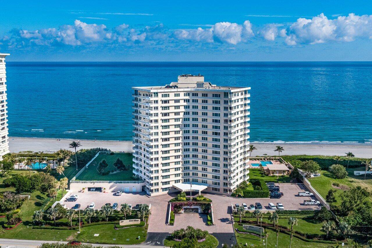 Prepare to be amazed ! This one of a kind southeast corner unit on the 16th floor delivers jaw dropping, panoramic ocean views from every room arguably the most spectacular ...