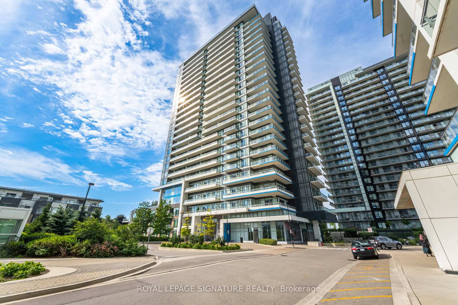 Spacious and sun filled 1 bedroom den condo in the highly sought after Daniels built tower at2560 Eglinton Ave W, located in the heart of Erin Mills !