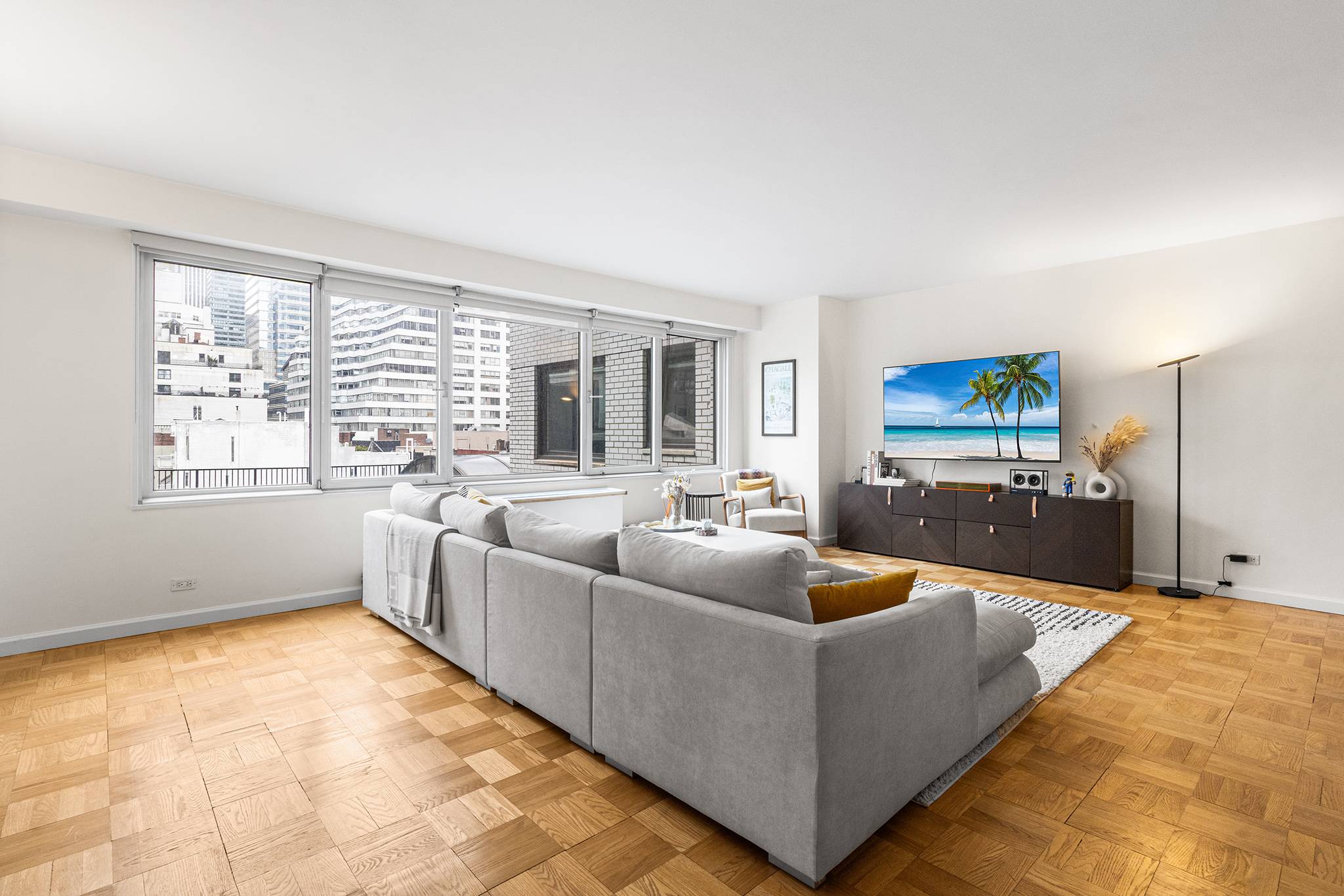 This over sized one bedroom, 1.