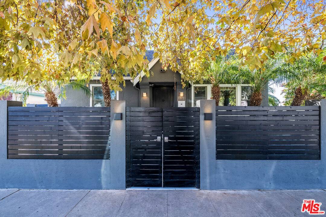 7722 Clinton St 1.0 Hancock Park LA