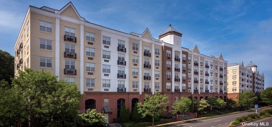 9 1 9 30 23 FREE and RECIEVE RENT DEDUCTION OF 350 MONTHLY concierge AM PM 365 bldg.