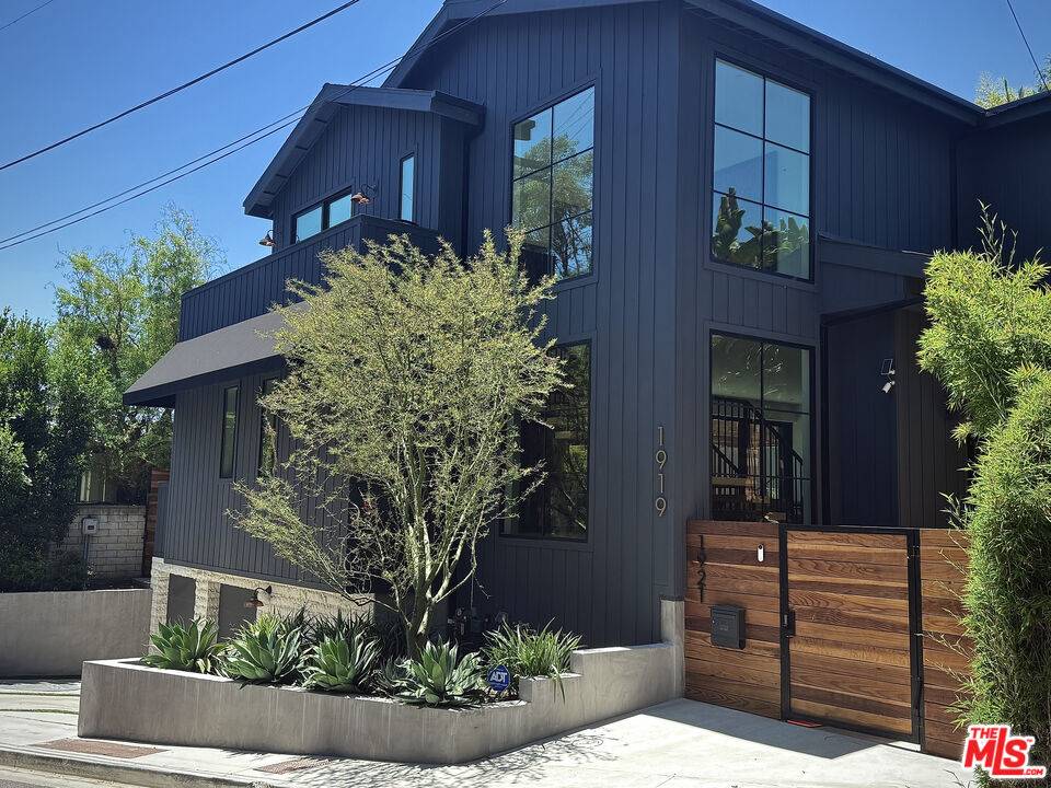 1919   Pinehurst Rd 4BR Hollywood Hills East La