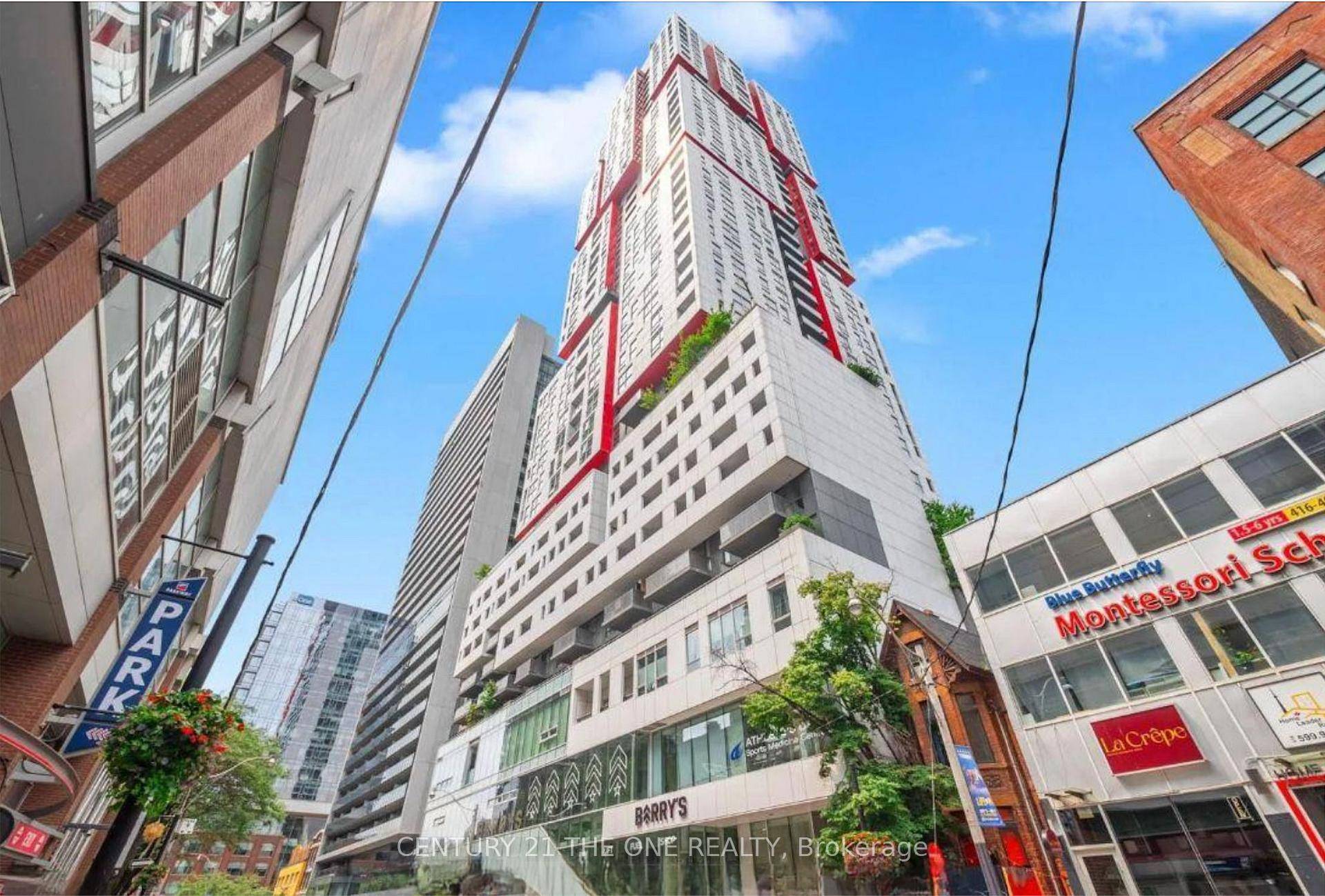 South Facing, Sun Filled 687 Sqft 1 1 Unit at Picasso on Richmond !